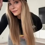 𝔼𝕝𝕝𝕒 𝕂𝕖𝕝𝕝𝕖𝕣 - @manpulr - Instagram