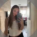Ella - @ella.kempferova - Instagram