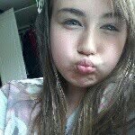ellakerrisk - @ellaisthebom.com123 - Instagram