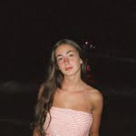 Ela - @_ellaknapp - Instagram