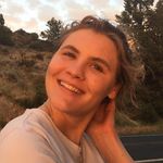 Ella Knowles - @ellaknowles48 - Instagram