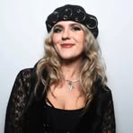 Ella le Brun - Facebook