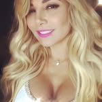 Elle Lebrun - @marlnkfu - Instagram