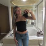 Ella lockhart - @ella.lockhartt - Instagram