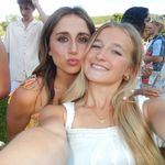 @ellamackey5 - Instagram