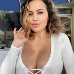 Ella Maxwell - @goerge1064 - Instagram