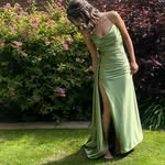 Ella McCarthy - @ellmccarth - Instagram