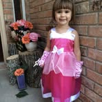 Ella Minor - Facebook