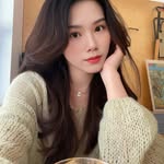 Ella Mitchell - @phealay8 - Instagram