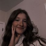 Ella - @ellamoeller_05 - Instagram
