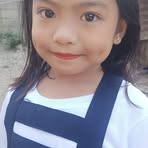 Ella Mora - Facebook