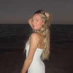 E L L A - @ellaselness - Instagram