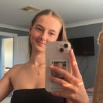 ella newcombe - @_ellanewcombe - Instagram