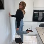 CARLY ELLA NEWELL - @carlyella.fashion - Instagram