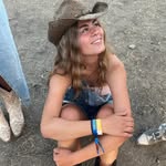 ELLA OGLE - @ellaetogle - Instagram