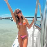 Ella Parker☆ - @ella_._parker - Instagram