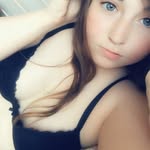 Ella Pearce - @ellapearce90 - Instagram