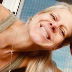 Ellen Peebles - @feigroom75 - Instagram