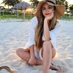 Ella Peña - @lalapena97 - Instagram
