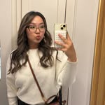 Ella Pham - @misadventuresofella - Instagram