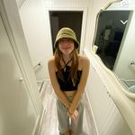 *el - @ellapittett - Instagram