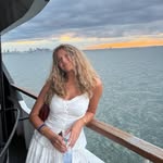 Ella - @ellapoor - Instagram