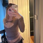 Ella Knight - @ellapoppyknight - Instagram