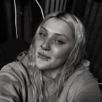 Ella Randle-Messaoudi - Facebook