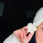 Ella Ri - Facebook