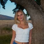 Ella Ricci - @ellaricciii - Instagram