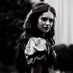 @𝐊𝐢𝐦𝐛𝐞𝐫𝐥𝐲 𝐄𝐥𝐥𝐚 𝐑𝐢𝐝𝐝𝐥𝐞;1980 - @amooretossicoo - Instagram