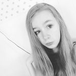 Ella K Linocln - @ella_riggs - Instagram