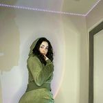 Ella Riggs - @richestdoris90 - Instagram