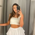E l l a    R o a c h e ❀ - @ella.roache - Instagram