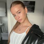 Ella Robbins - @ellarobbinsx - Instagram