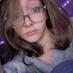 Ella Rowlands - @ella_rowlandsz - Instagram