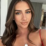 Ella Russell - @ellaxrussell - Instagram