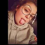 ella hossack - @ellahossackspam - Instagram