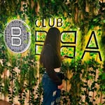 𝐒𝐚𝐧𝐢𝐲𝐚 - @ellasam.11 - Instagram