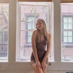 ella sams - @ellaamsams - Instagram
