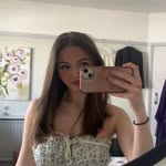 Ella Sharp - @ellam.aypriv - Instagram
