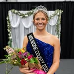 Ella Shepherd - @missboonecounty - Instagram