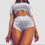Ella Sparks - @voguizedbeauty - Instagram