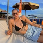 Ella Squires - Facebook
