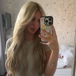 Ella Taylor - Facebook