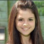 Selenagomez - @ella.stoole - Instagram