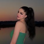 𝘦𝘭𝘭𝘢 - @velahev - Instagram