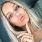 𝔼𝕝𝕝𝕒 𝕍𝕠𝕘𝕥 - @carirrsv - Instagram