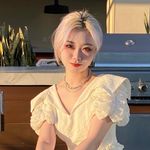 Ella Wan - @ella___wan_ruiwei - Instagram