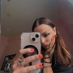 ella - @ellaw.atts - Instagram